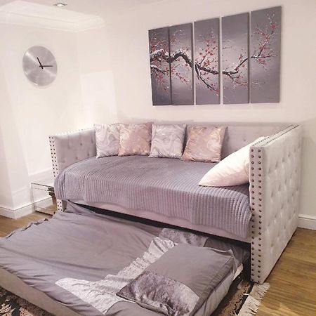 Cozy Muswell Hill 1-Bedroom Flat Londyn Zewnętrze zdjęcie